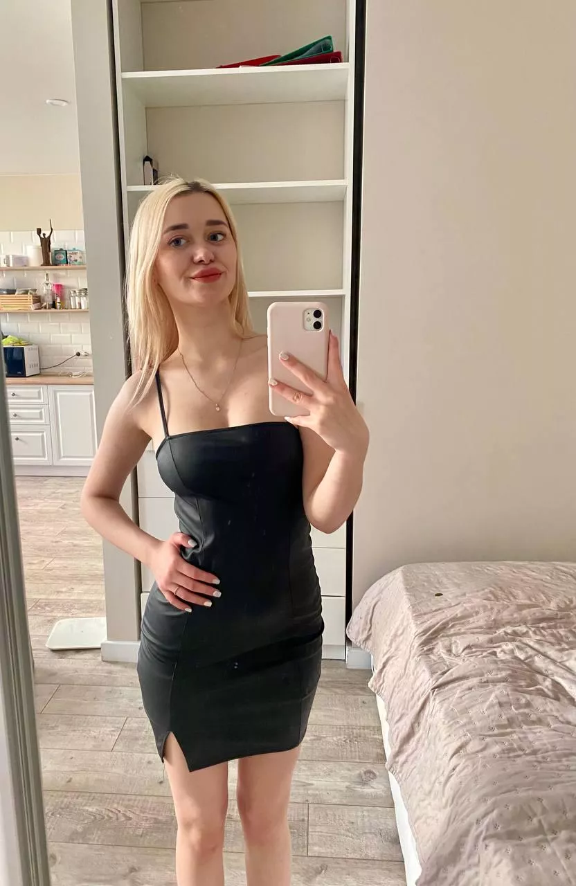 My favorite black dress for the party