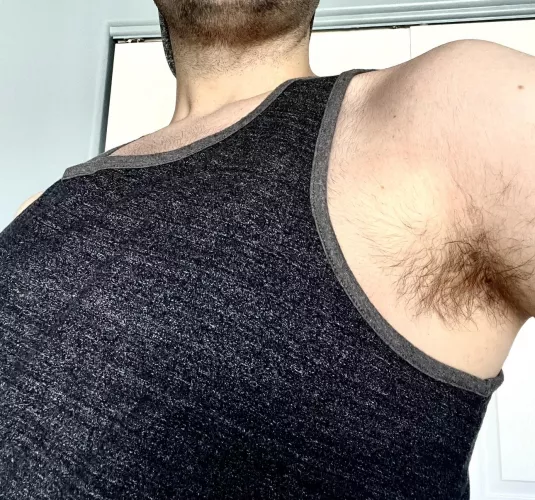 My fur is nice and ripe for your licking pleasure 👅