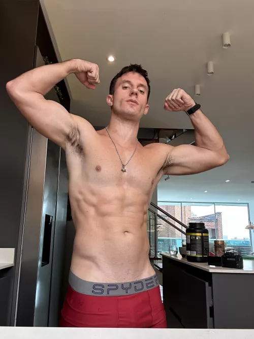 Ripe and musky, time to serve a real man👑