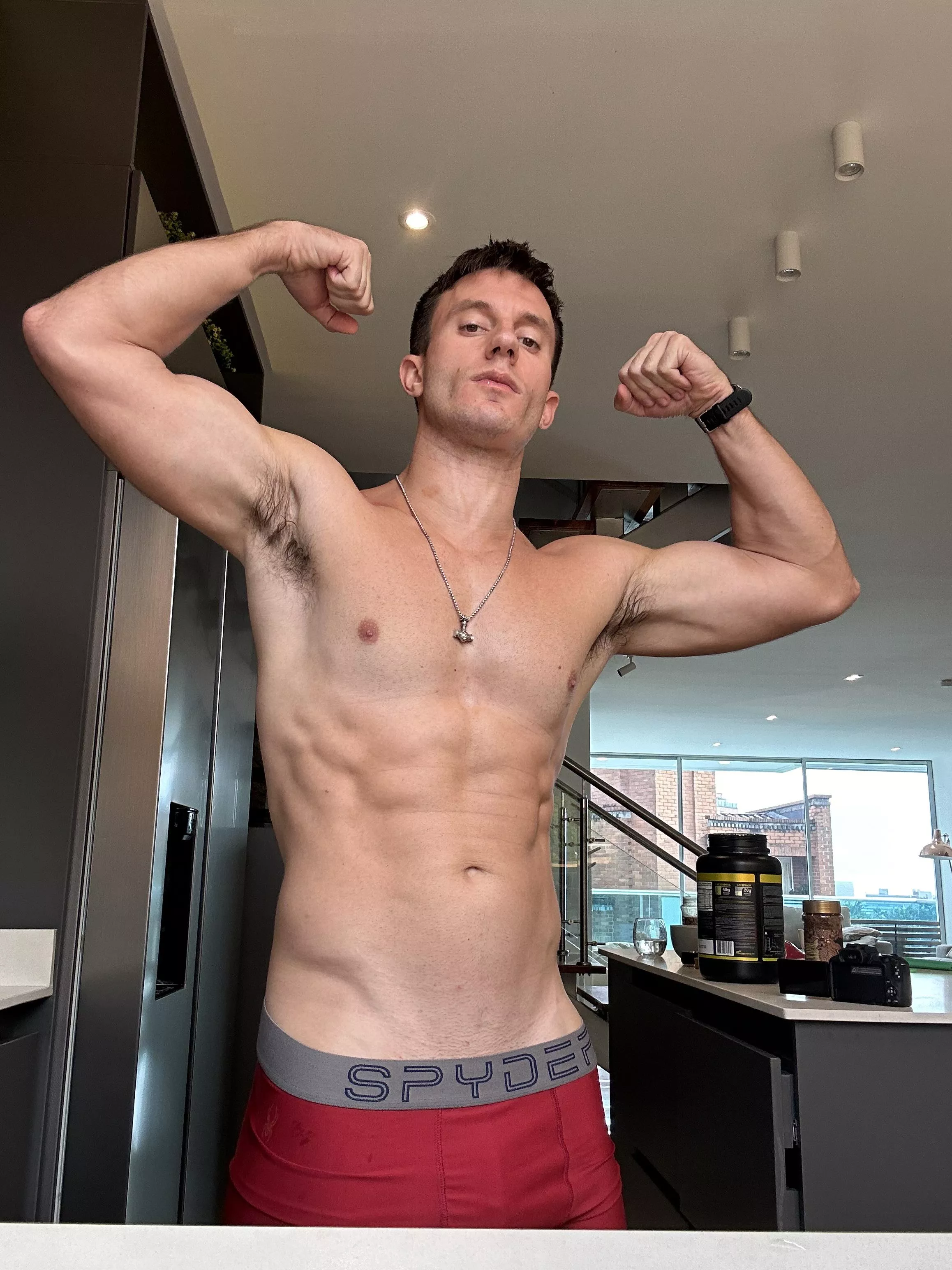 Ripe and musky, time to serve a real man👑