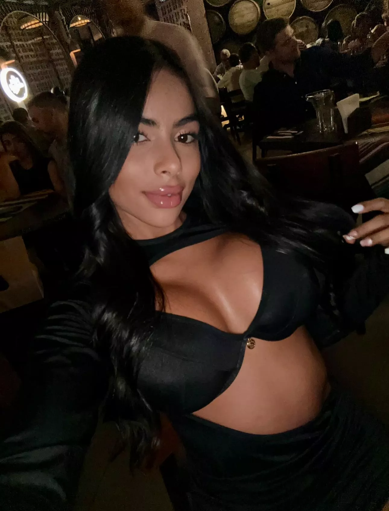 This is how I'm waiting for you to approach me at the bar