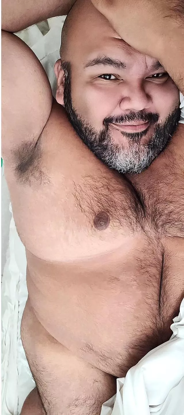 Who's up for an afternoon cuddle? (43)