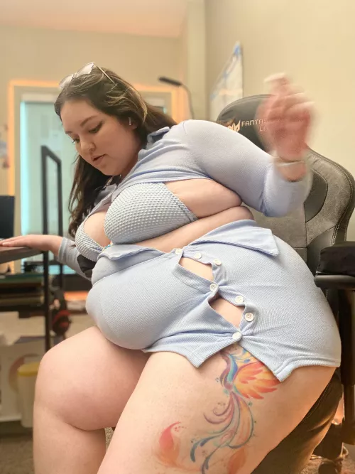 Boss, my new uniform is a little too tight...