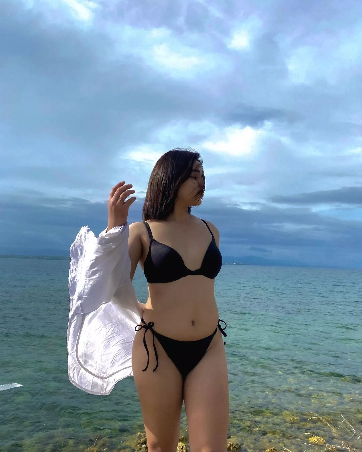 Celebrating my birthday at the beach with me new pair of black bikini 🖤