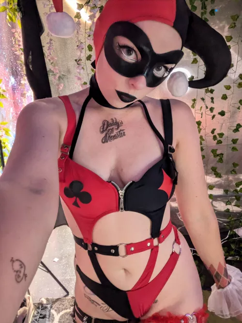 Harley Quinn by Mrs Pineapple 