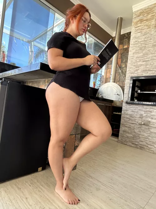 [IRTR] no pants to read