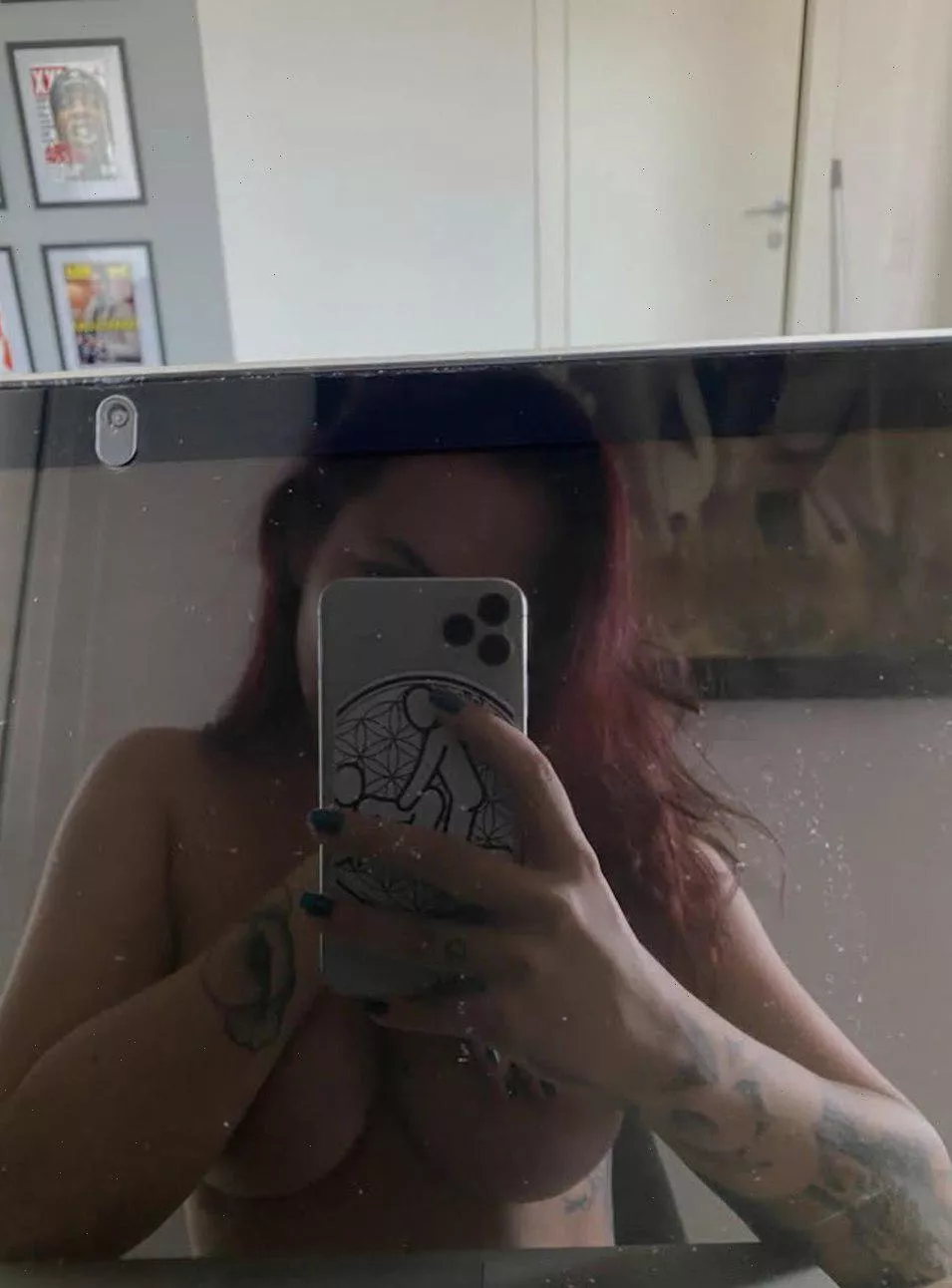 me while i am texting you