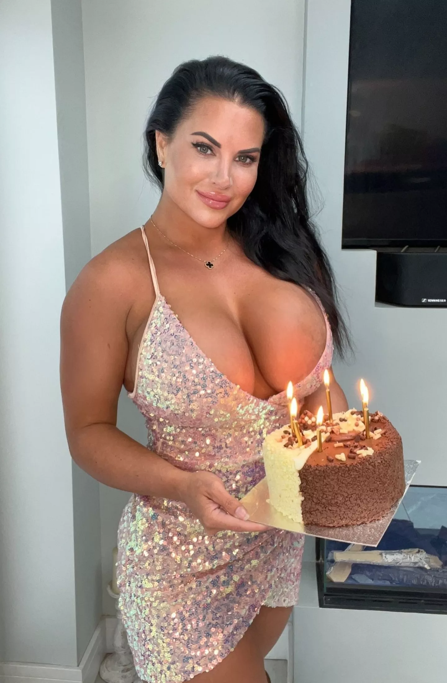 Our Throphy Sophie is celebrating Happy Birthday 