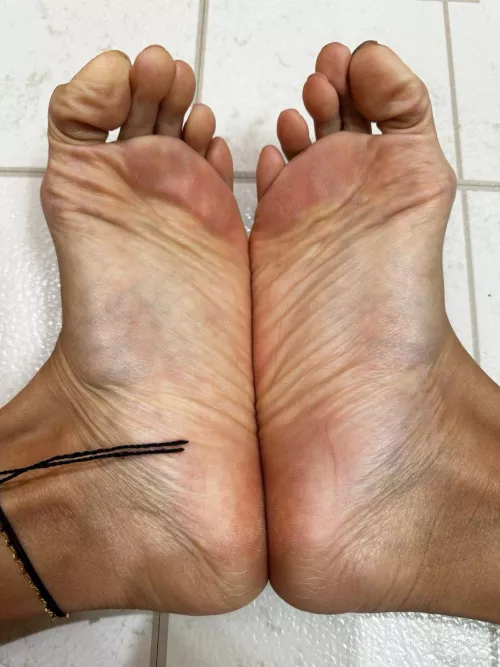 Scrunchy Soles 😘