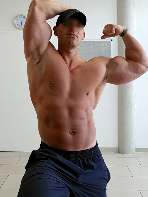 Sniff and lick after my gym sesh