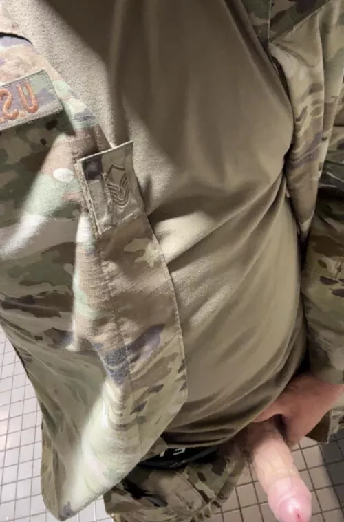 (37) who wants to service this military dad today