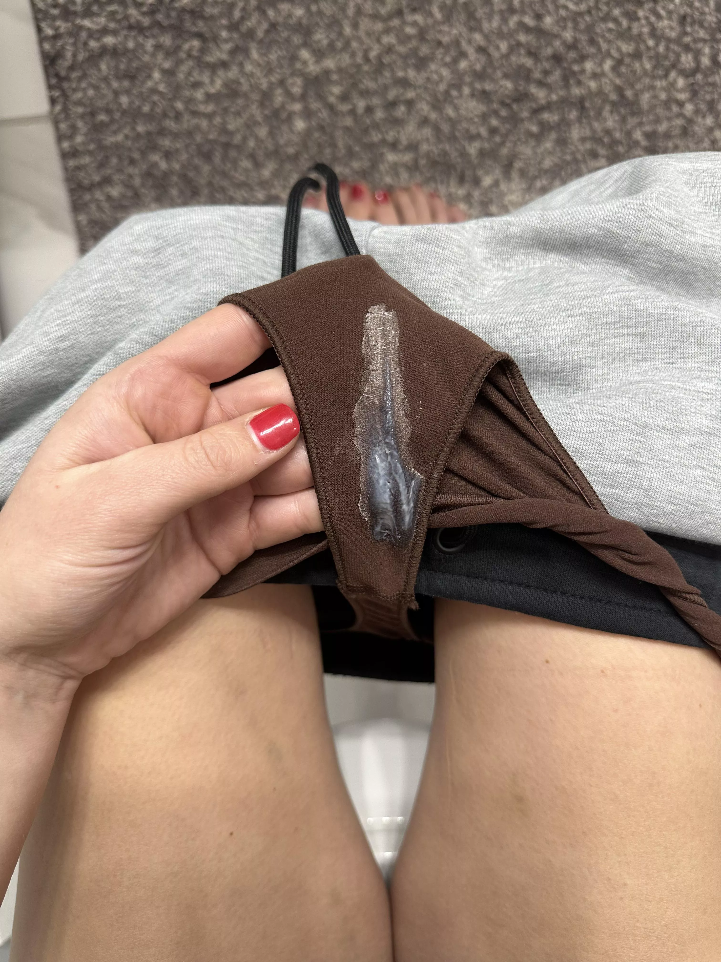 Cleanup on isle between my legs😜