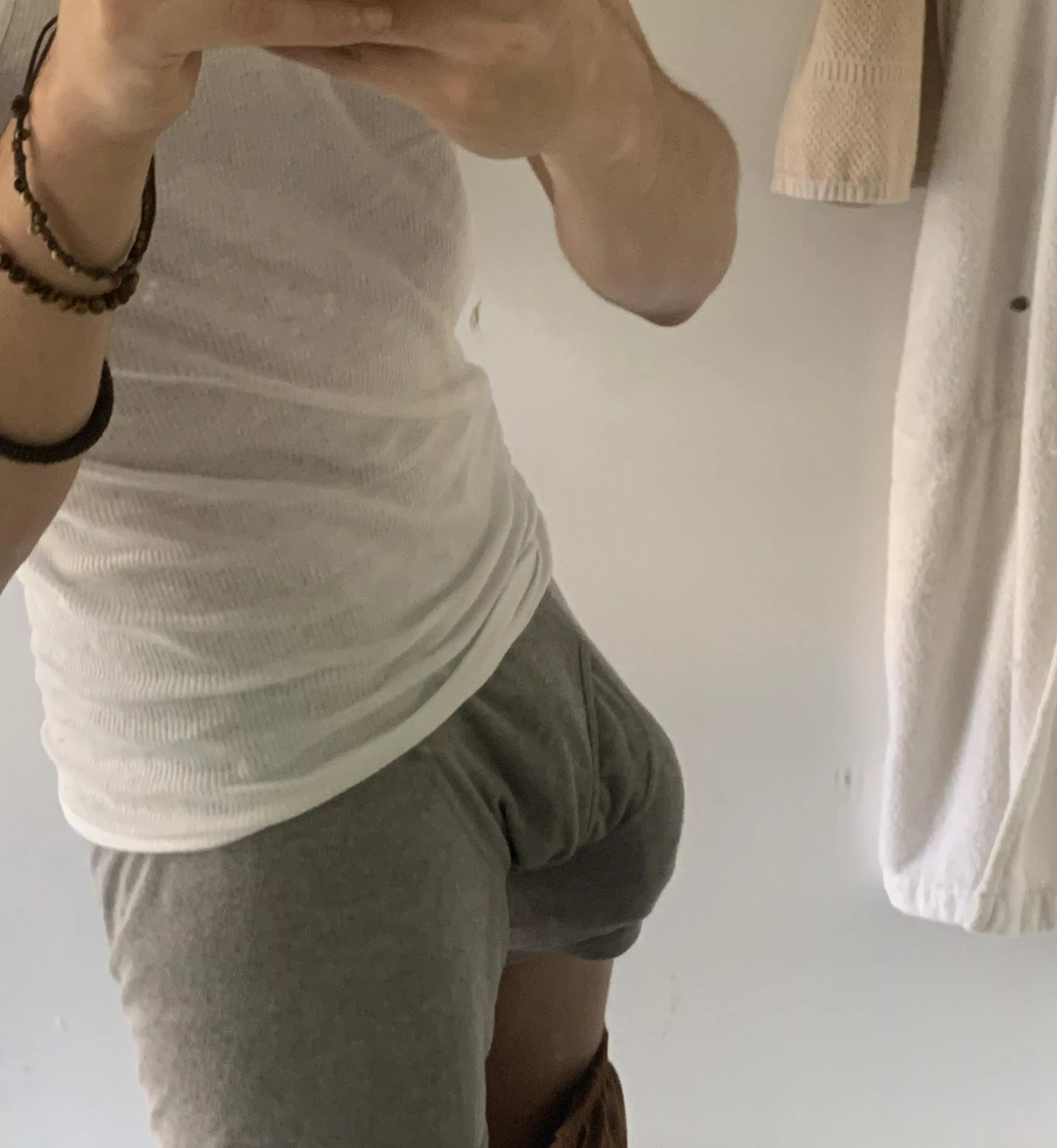 Do you want to see what’s under? (25)