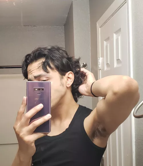 hey man, could you put your face in here for me?