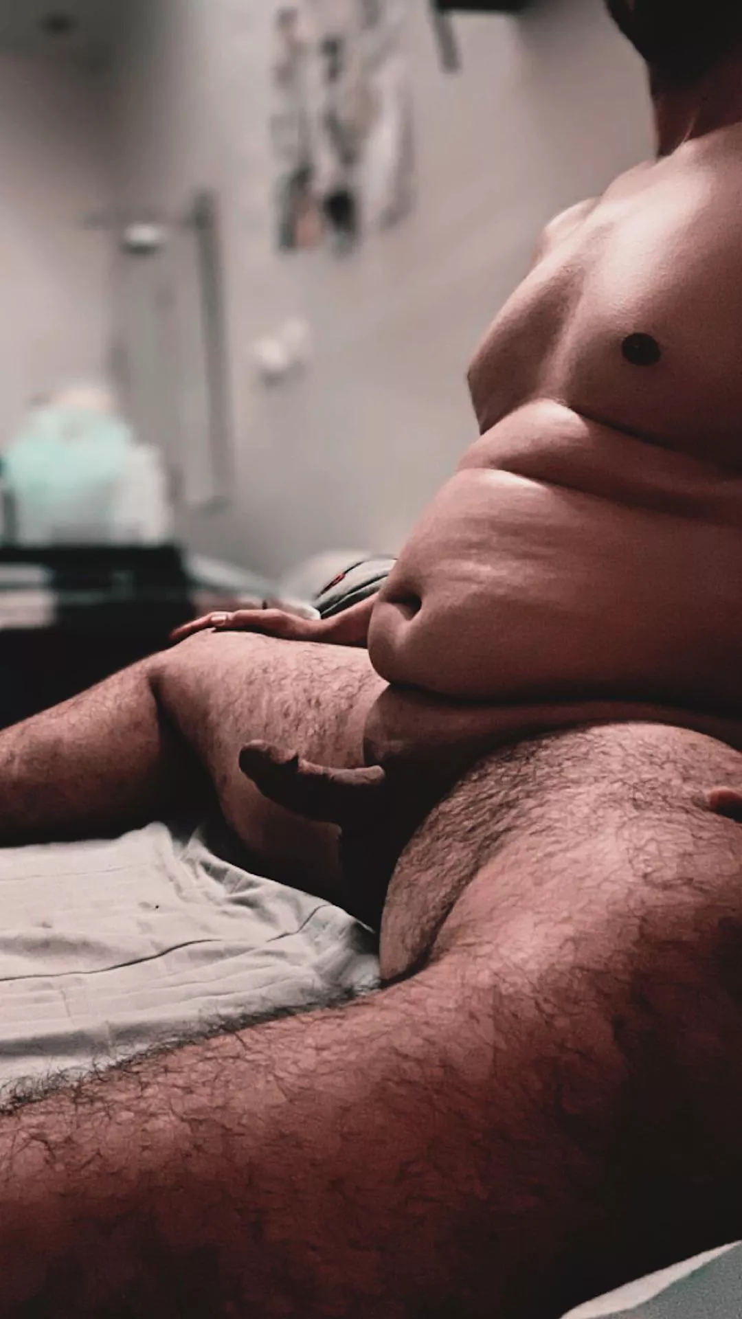 I love being naked 😘