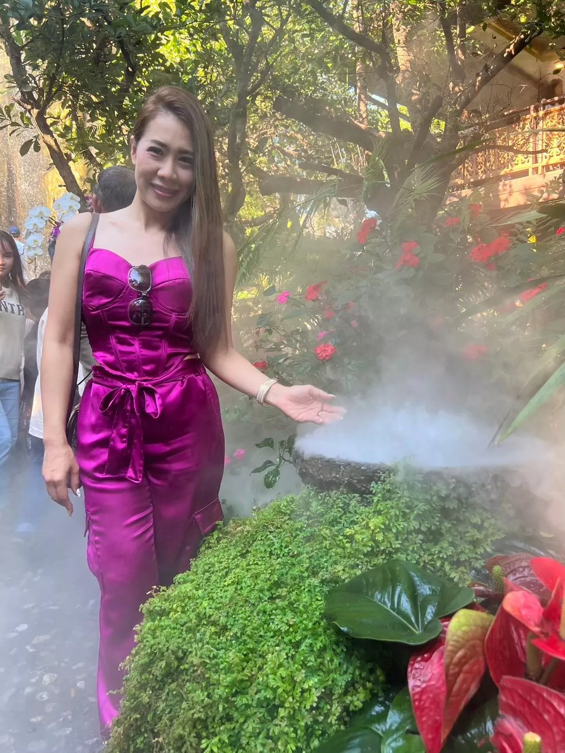 I really love purple classy dresses