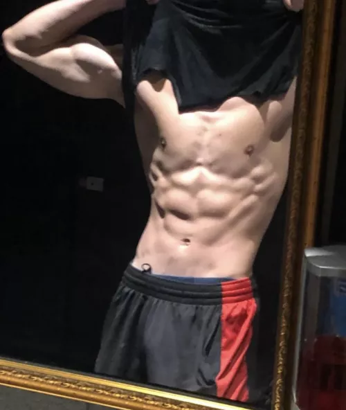 Should’ve pulled my pants down a little more 😁