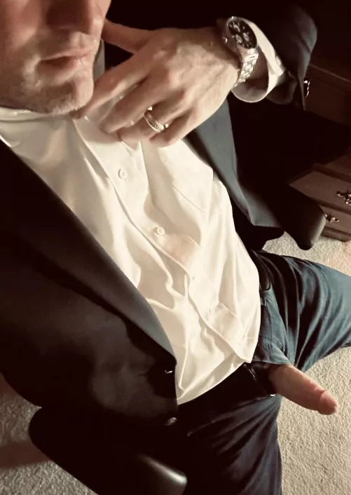 Start Off The Week Right By Giving Me A Monday Morning Office Blowjob [42]