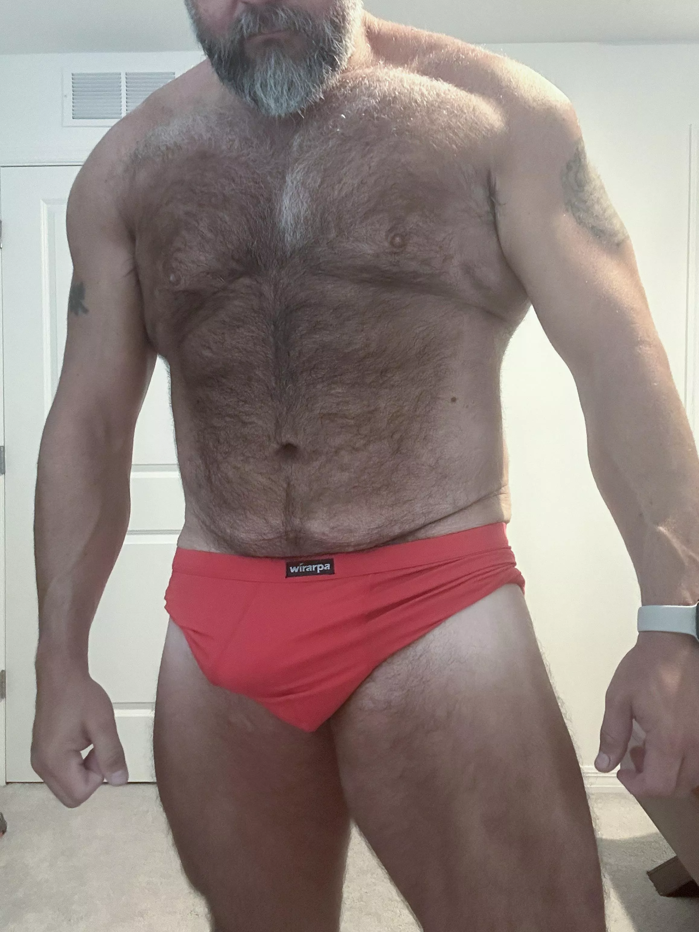 First time here.  How’s my bulge/outline?