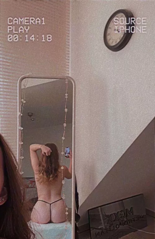 I don’t know if that’s my ass or the filter.. but I love that pic 😈🥵