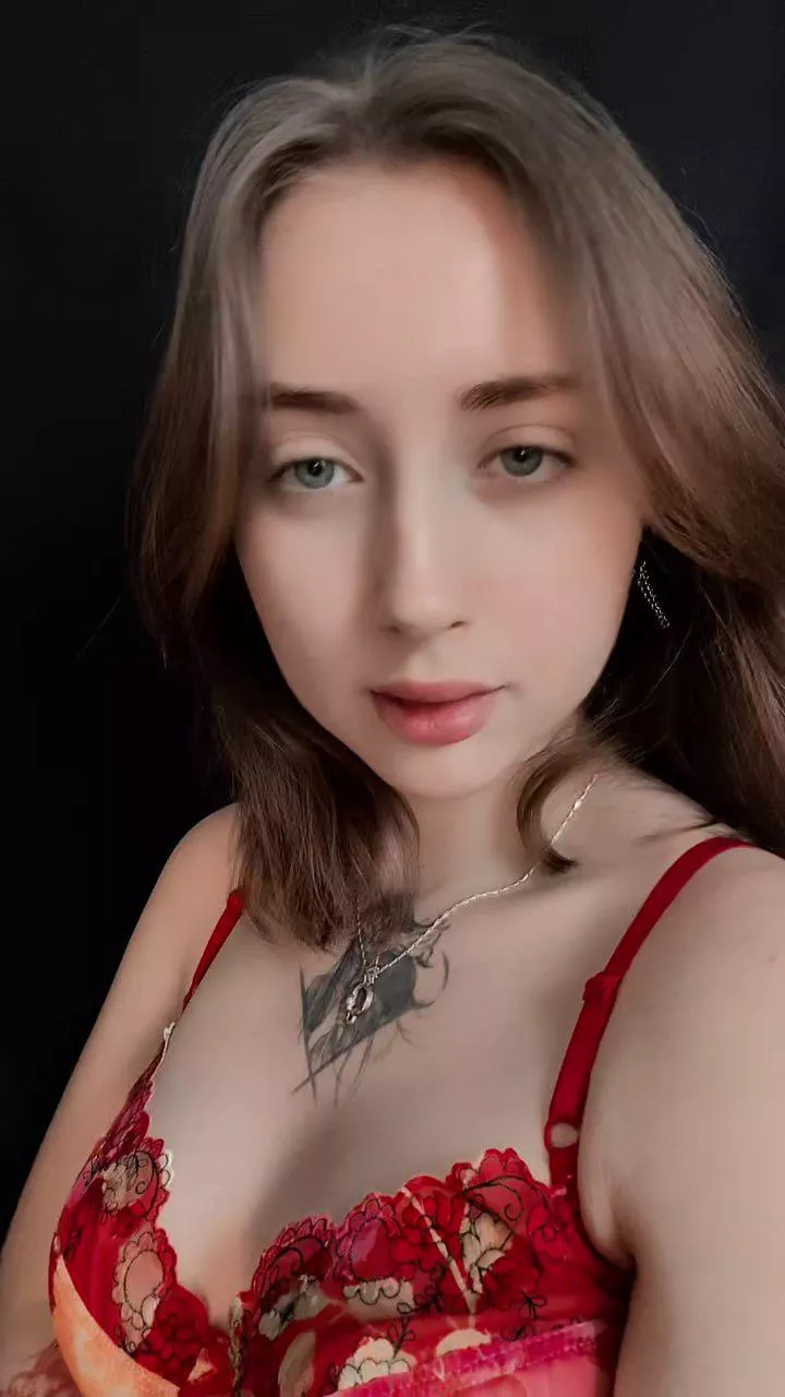 i only want to have someone who cuddles me at night and tells me nice things
