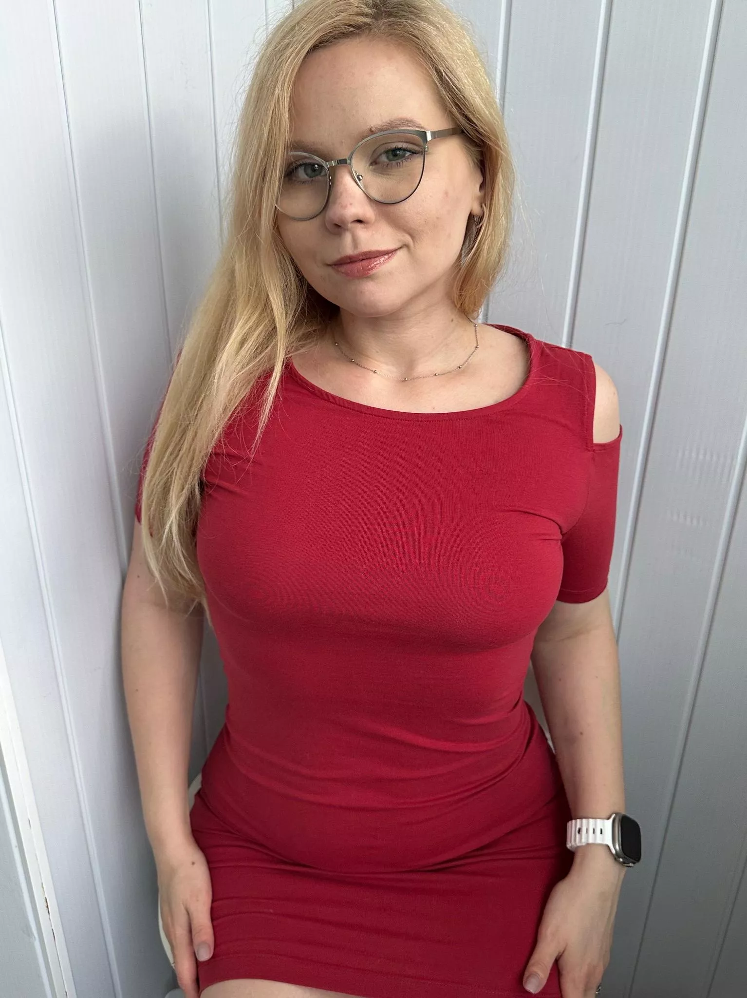 Lady in red