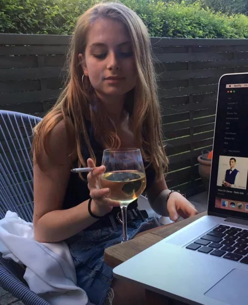 Late afternoon relaxation 