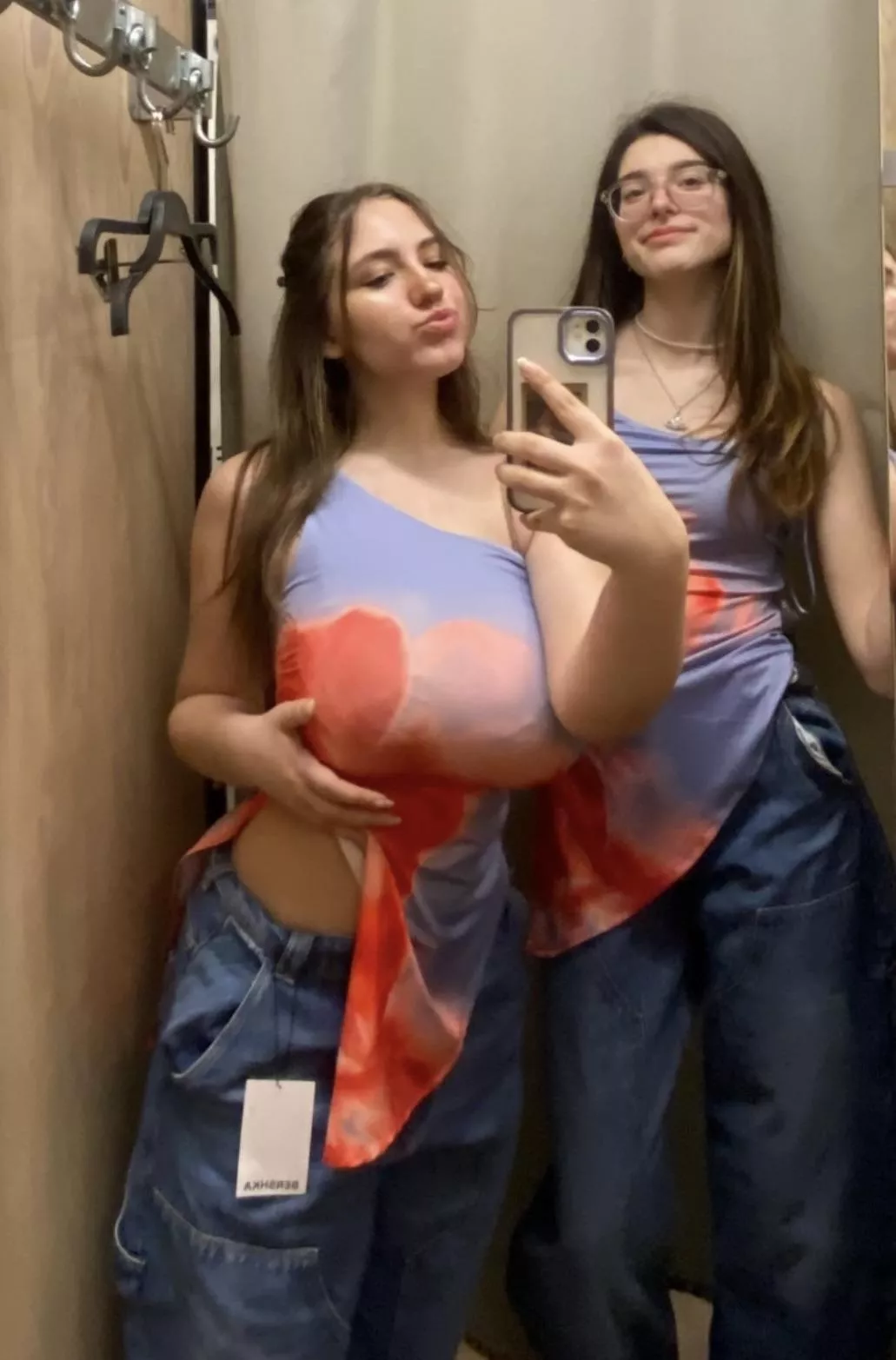 Same top, different effects 