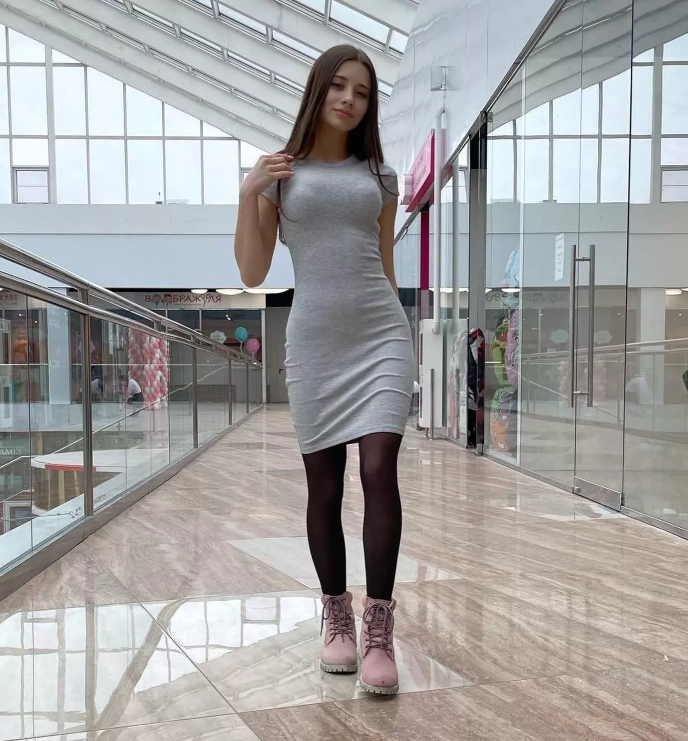 The tighter the better, it elevates my sexiness [F18]