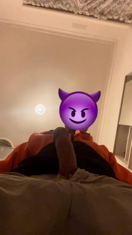 Happy hu(m)p day. Do tradies still get the ladies? 