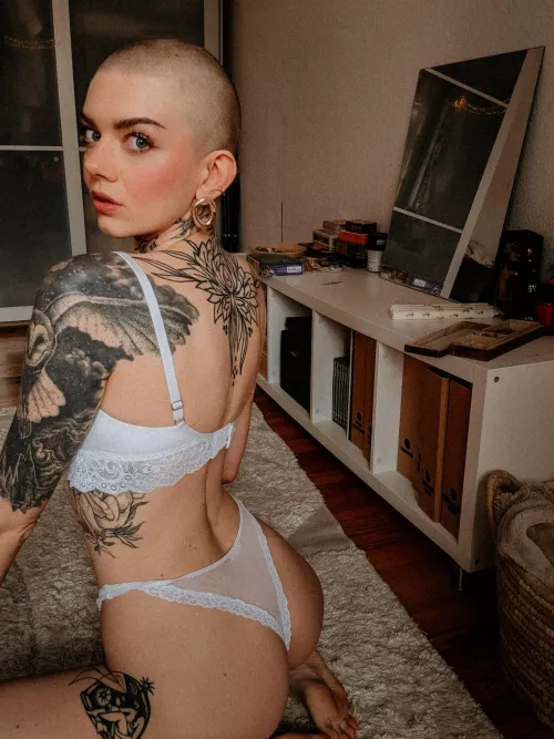 have you ever fucked a buzzcut women? 💖