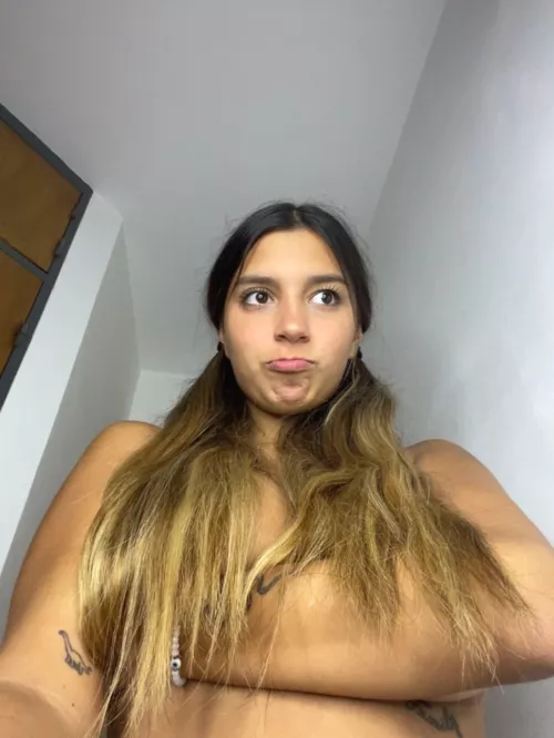 I have just turned eighteen and i am still kind of new here... do you think you woulld still date an inexperienced girl like me or woulld rather not..?