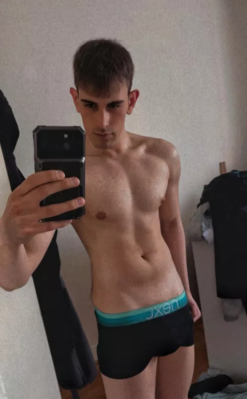 If I showed up to your place like this, would you let me in?