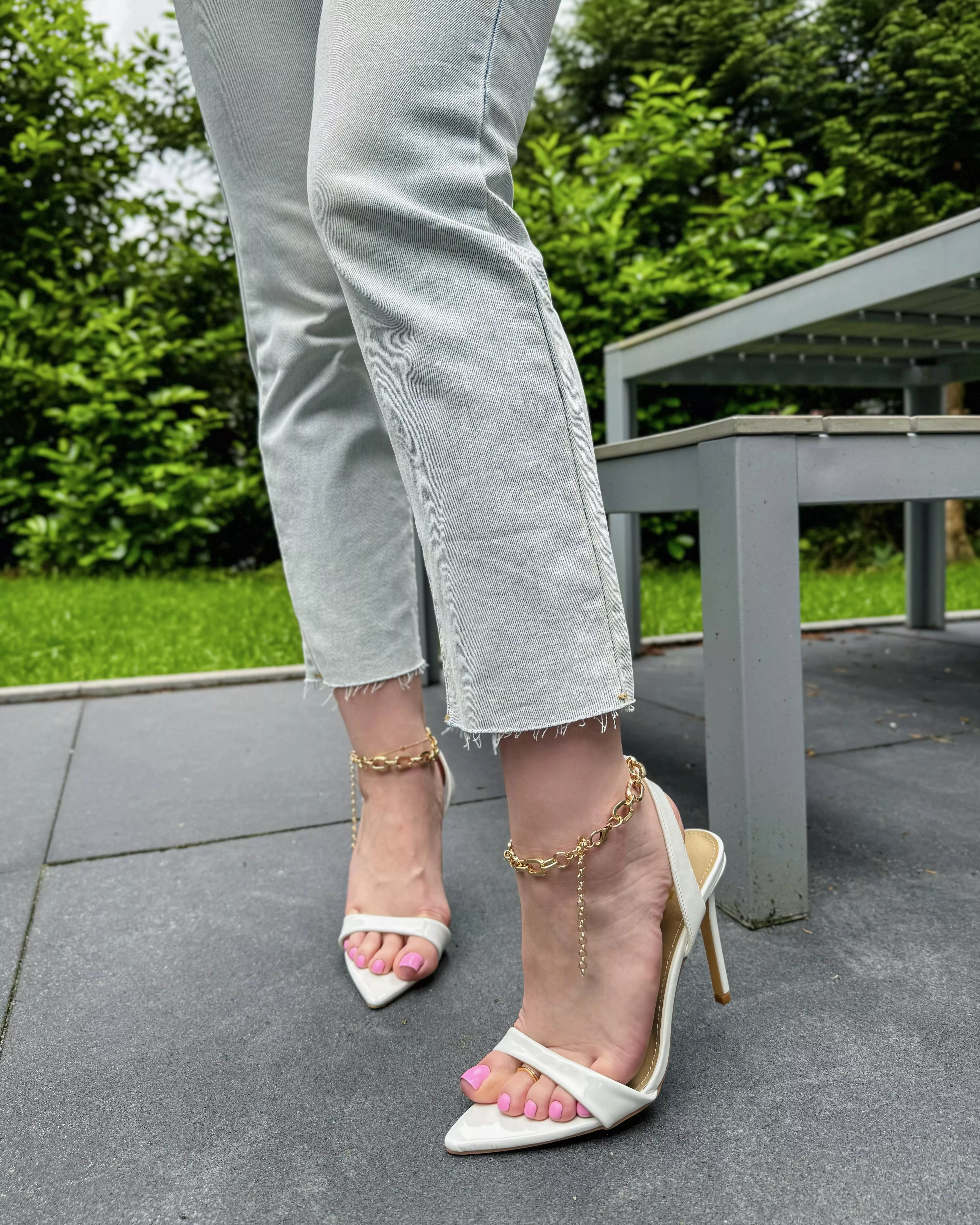 These heels, yay or nah? 😜