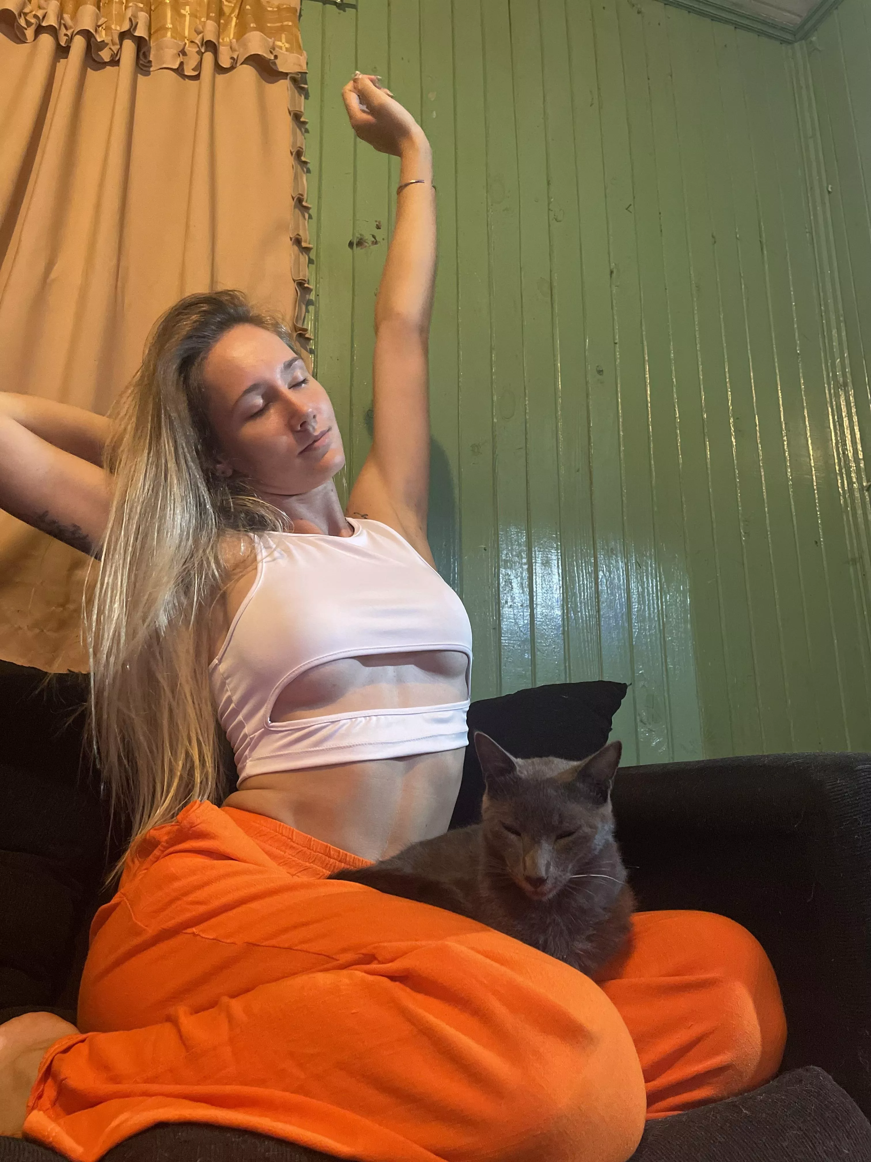 Would you like to experience an intense connection