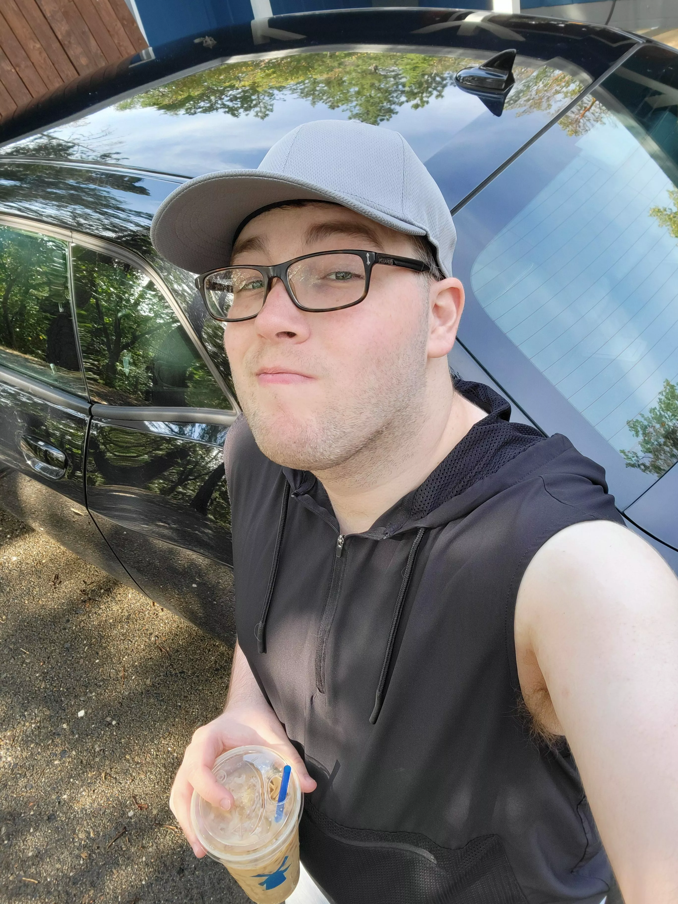 Car wash, coffee, and sunshine. Just missing a cutie to play some games with now. 💜