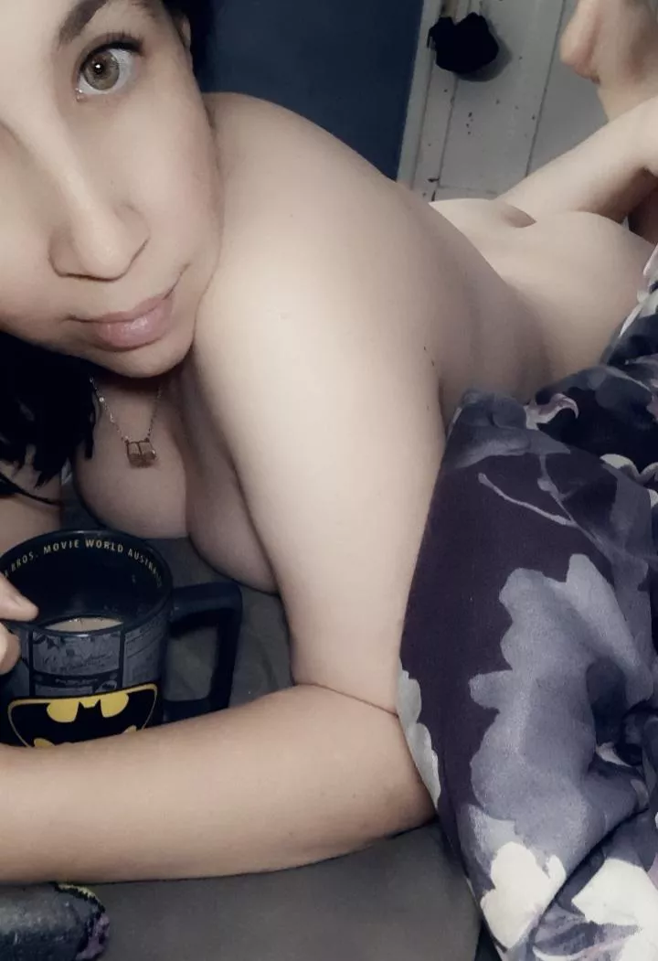 Happy Hump Day lovelies! I think by now you know what to do 😉