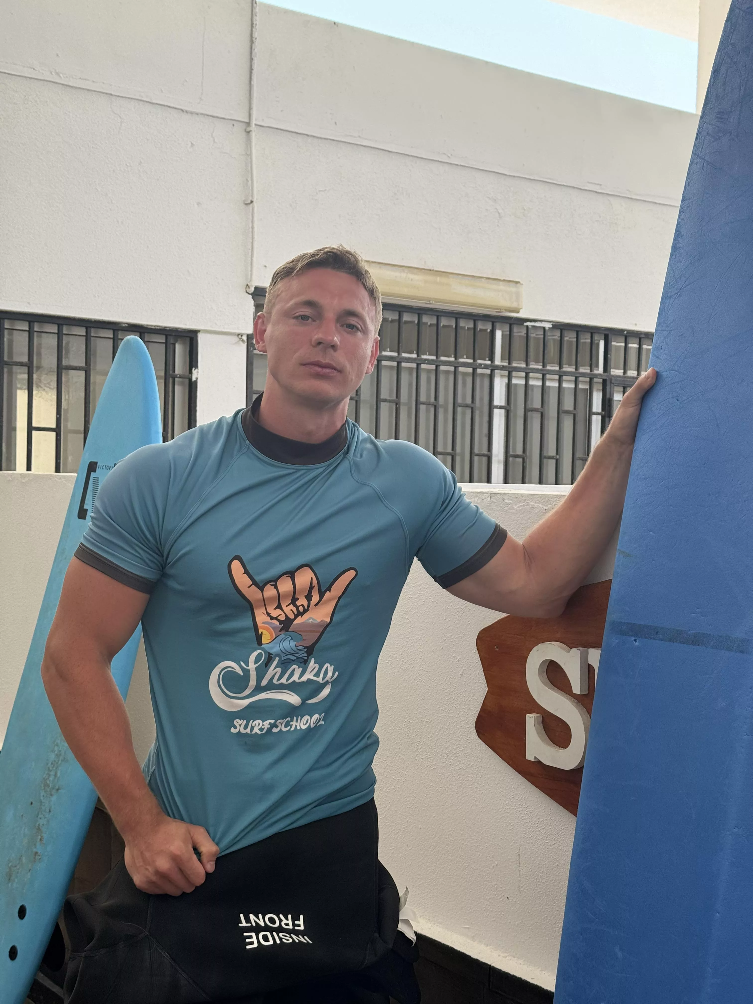 I tried surfing for the 1sr time. Buddies, it was really hard, I am too heavy for waves I caught there (better to say tried to catch 😅)