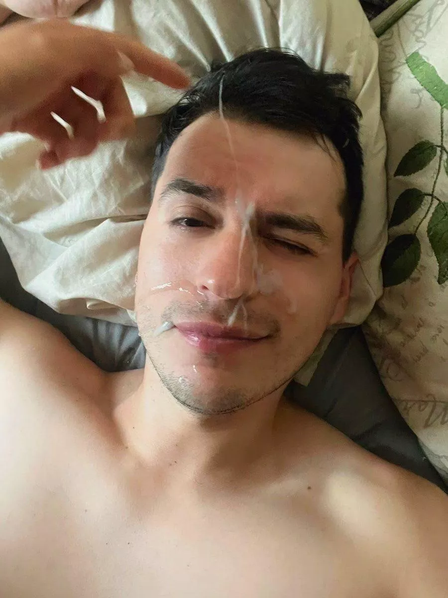 My bro made a mess on my face 