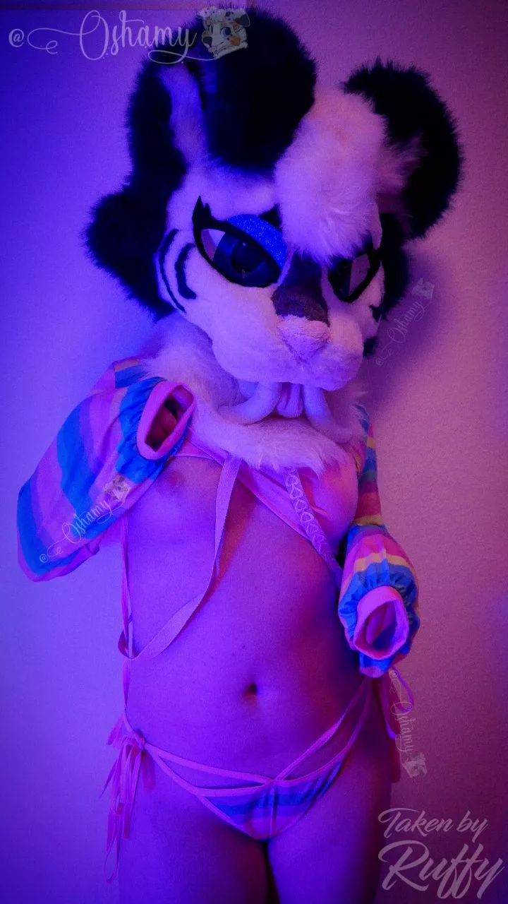 ~ sharp teeth and hot boobs - my favourite combination 😜🥵