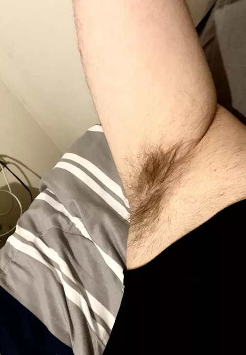 You can tell just by looking at my armpit that it’s super musky 😈