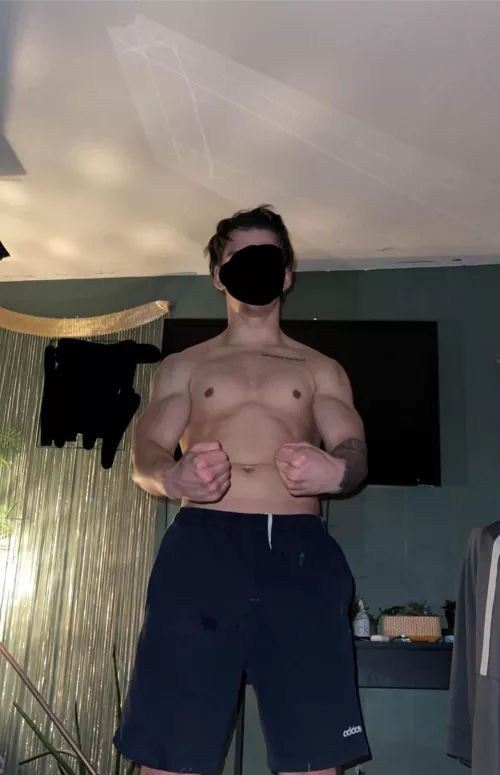 21M Northampton - Looking for cuck couple or hotwife