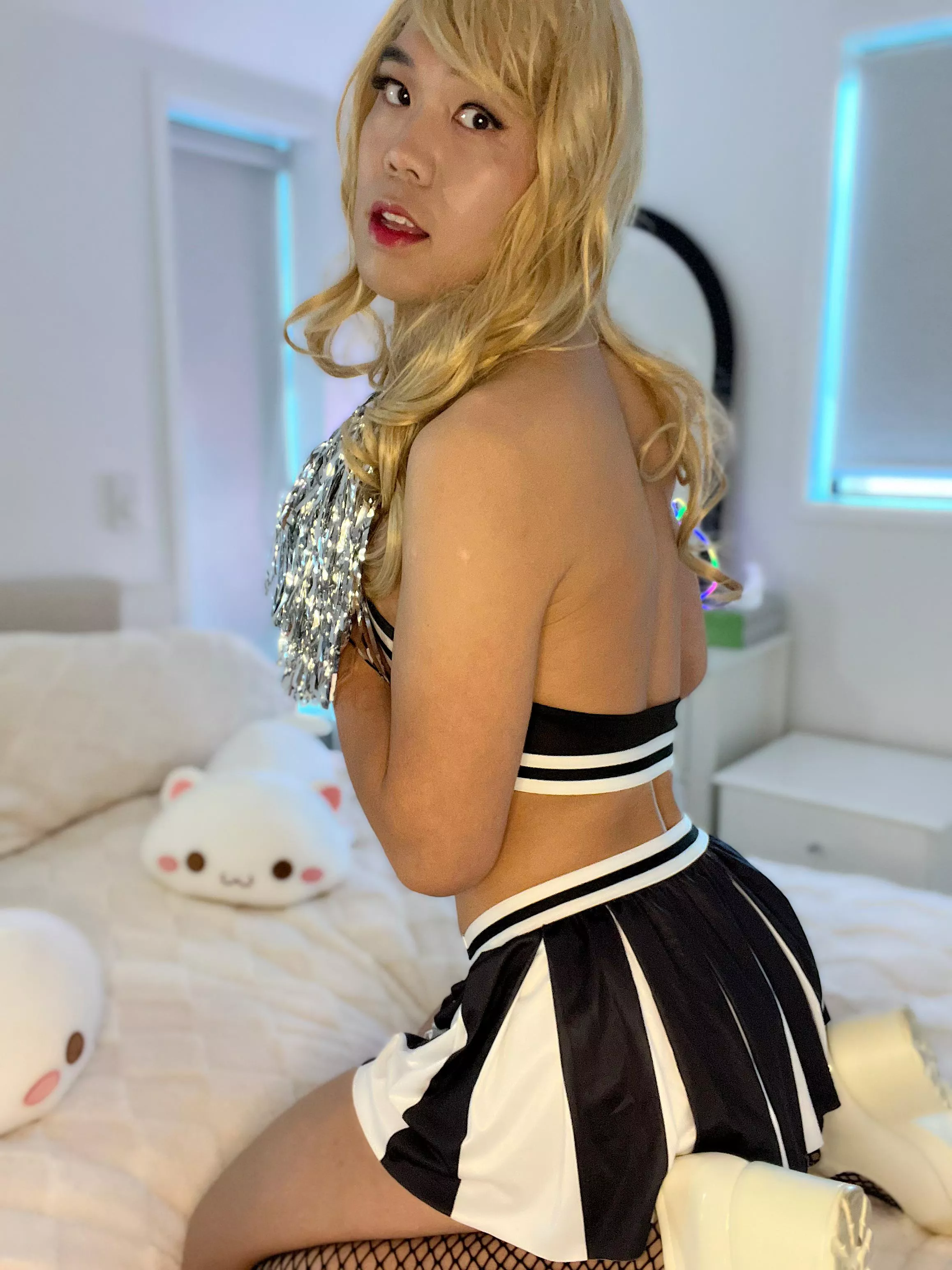 Can I be your sissy cheerleader? 