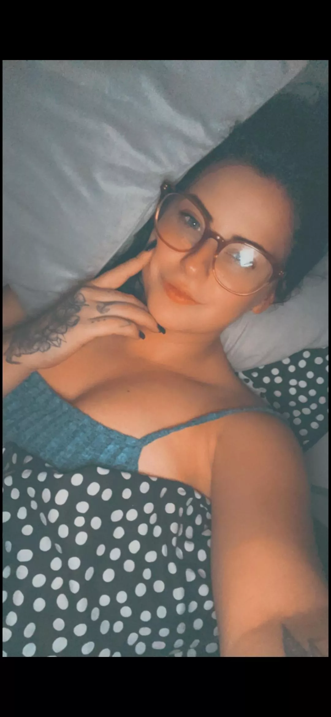 Fuck me behind my husbands back and treat me like the slut I am 