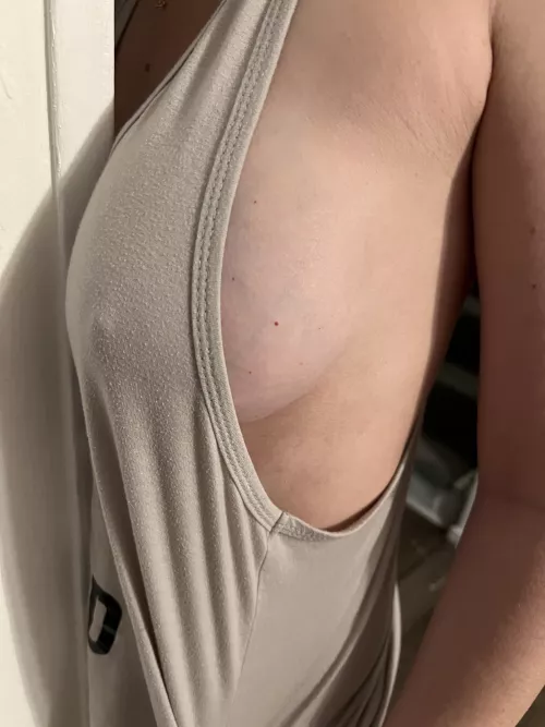 peaking around the corner for your attention. follow me into the other room