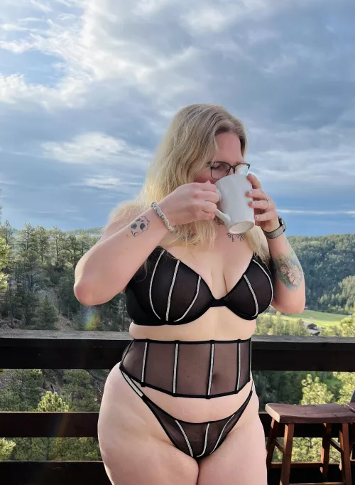 Pure bliss ⛰️ 🖤 ☕️ 