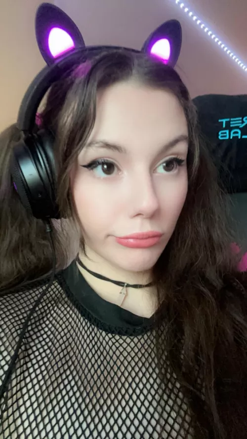 Rate my gaming headset :3 