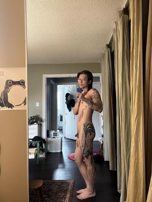 The more weight I lose, the more I think I’d make a great sissy… for a gentle dom 🥺