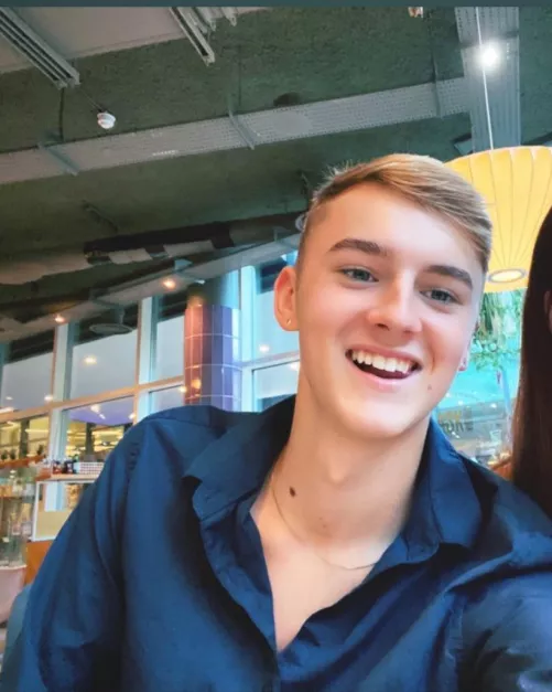 What are you doing tonight? 😊