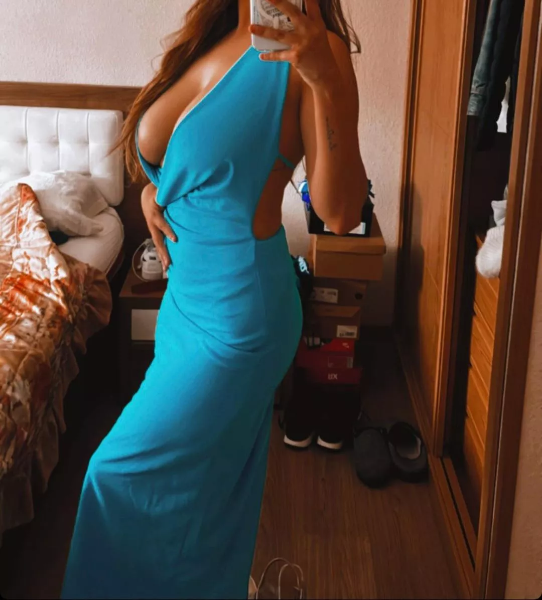 What do u think about the dress?